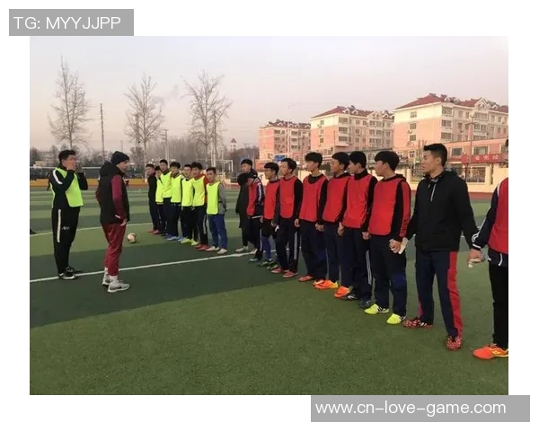 足球运动带来的身心健康与团队合作的积极影响分析